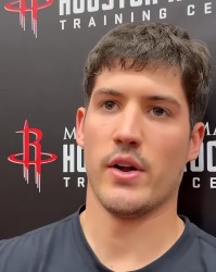 MK体育下载-却愿意放弃首发，谢泼德说出心里话，他解决火箭难题