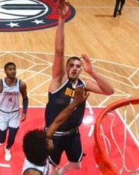 MK体育APP-疯砍56分却被垫底队击败 约基奇戏称队友该降薪