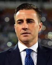 MK体育网页版-欲降低恒大平均年龄 卡帅：郑智继续踢会尽力帮他